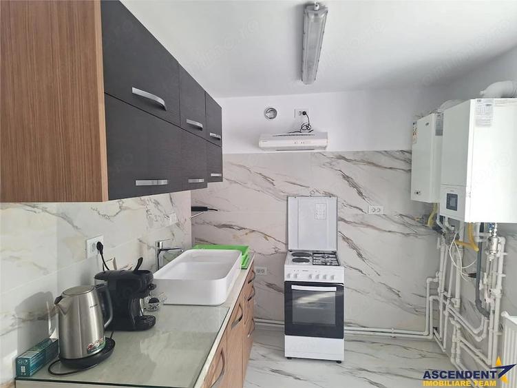 Casă cu 4 camere cu Teren 500 Mp în Central
