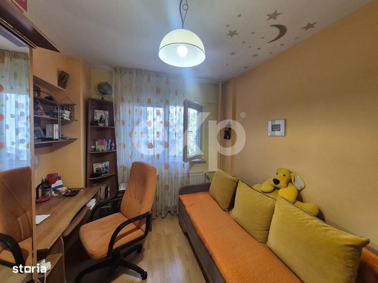 Apartament cu 3 camere în Basarabia