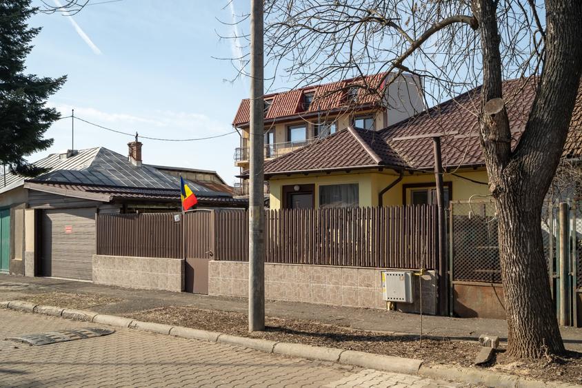 Casă individuală cu 3 camere cu Canalizare în Bucureștii Noi