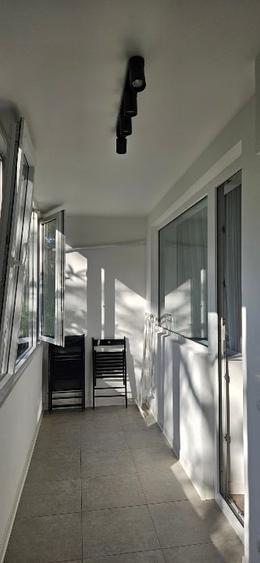 Apartament cu 2 camere decomandat, mobilat în Berceni