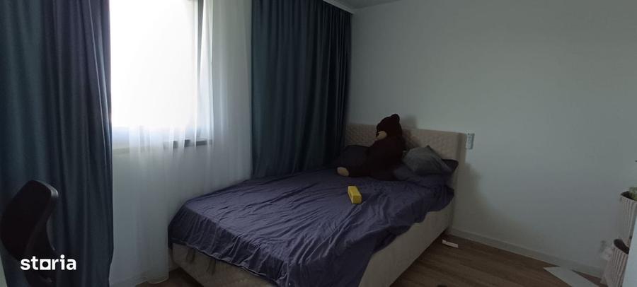 Casă cu 4 camere în Șimnicu de Sus