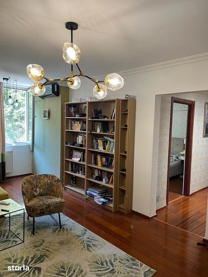 Apartament cu 2 camere decomandat în Domenii