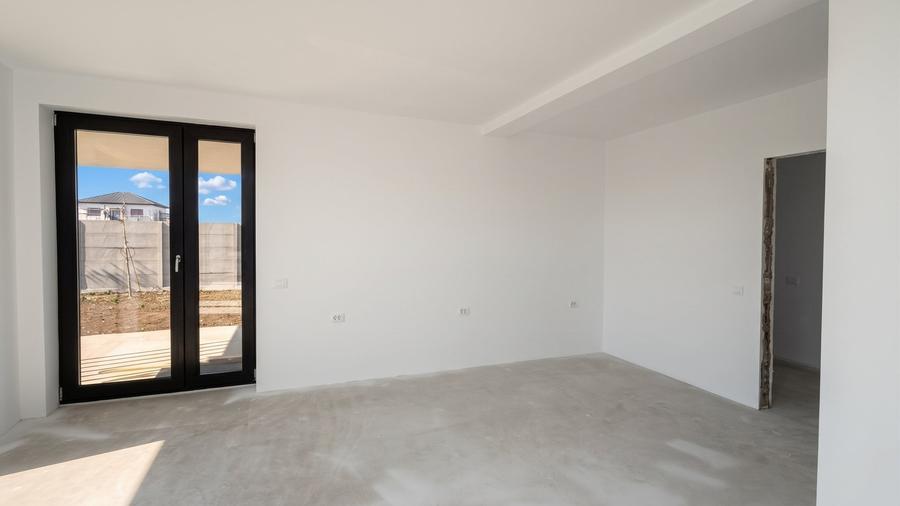 Casă individuală cu 4 camere cu Teren 804 Mp în Săftica