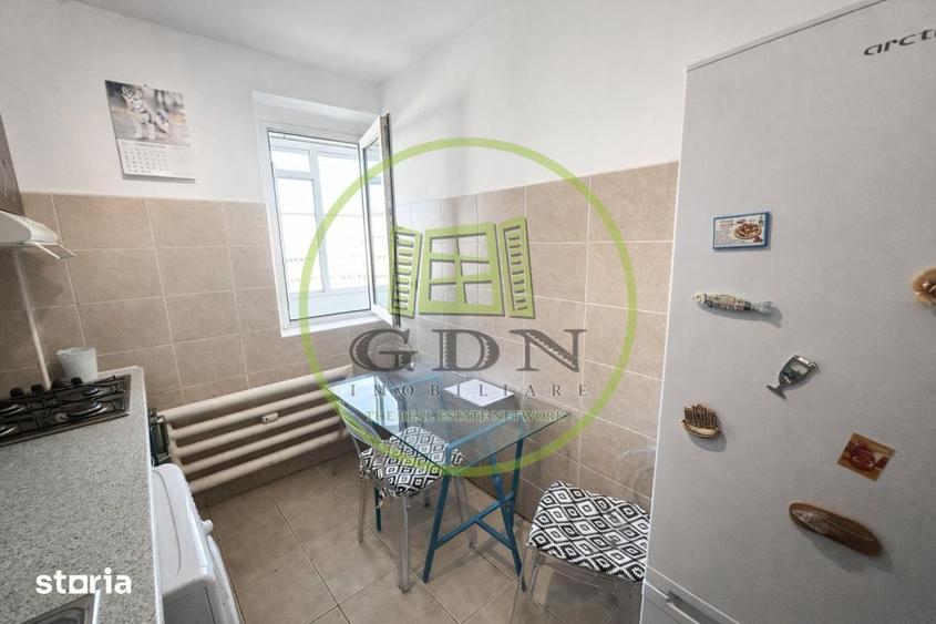 Apartament cu 2 camere decomandat, mobilat în Gara de Nord