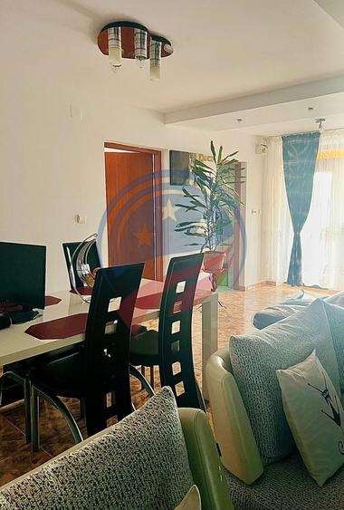 Apartament cu 3 camere decomandat, mobilat în Craiovița Nouă