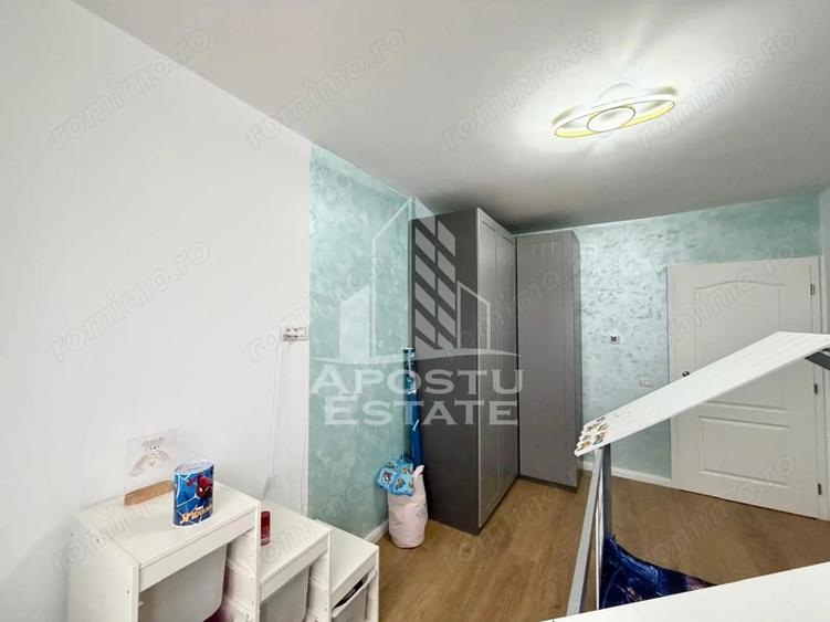Casă cu 4 camere cu Teren 300 Mp în Moșnița Veche