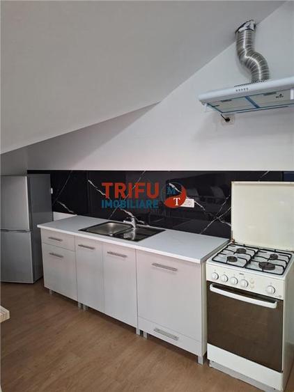 Apartament cu 3 camere decomandat în Cetate