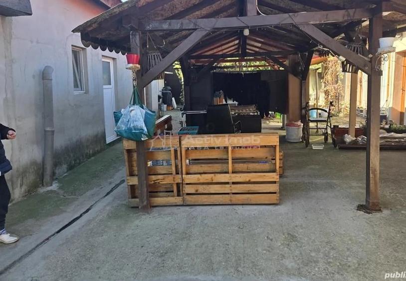 Casă cu 2 camere în Mehala