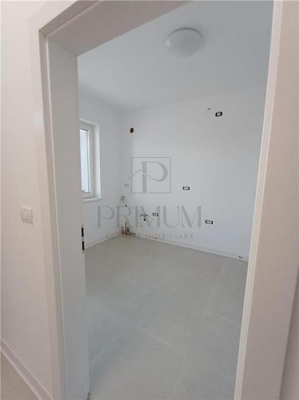 Duplex cu 4 camere cu Canalizare în Calea Urseni