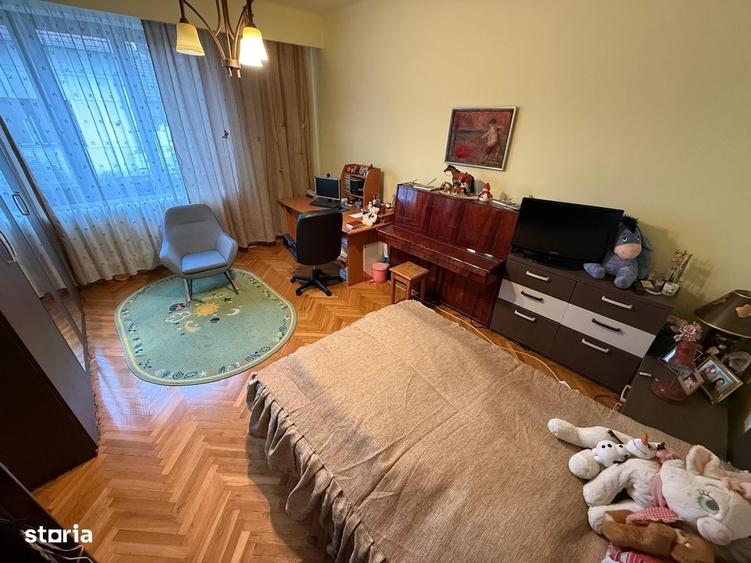 Casă cu 3 camere în Central