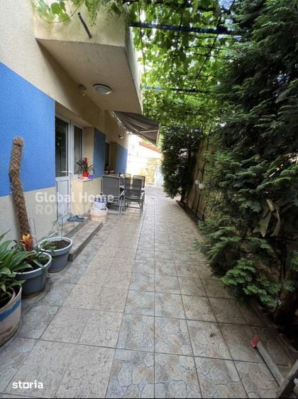 Casă cu 7 camere cu Teren 200 Mp în Vitan