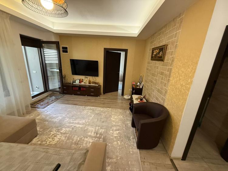 Apartament cu 2 camere decomandat, mobilat în Inel I