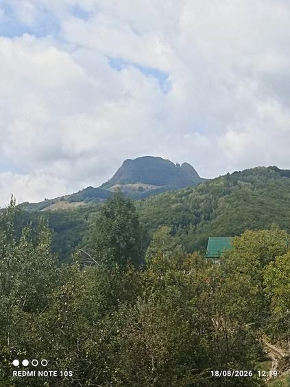 Casă cu 2 camere cu Teren 11710 Mp în Blăjeni