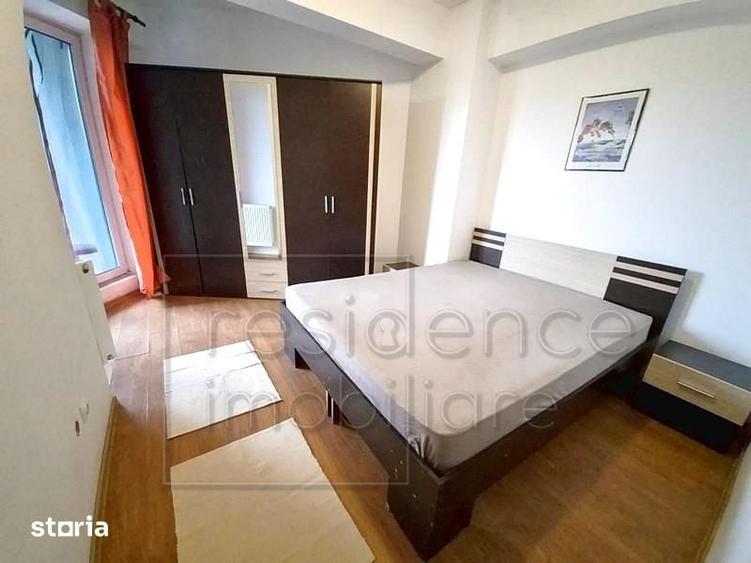 Apartament cu 3 camere semidecomandat în Mărăști