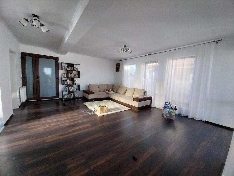 Casă cu 2 camere în Nojorid
