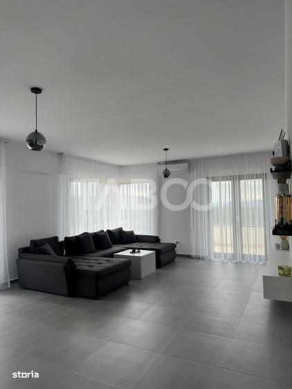 Apartament cu 4 camere, mobilat în Central