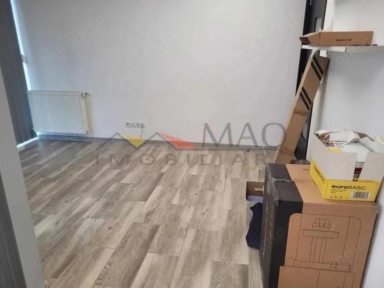 Apartament cu 3 camere decomandat în Tudor