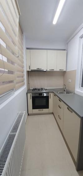 Apartament cu 2 camere decomandat în Roșu