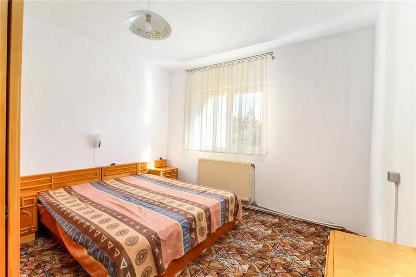 Apartament cu 2 camere decomandat în Zorilor