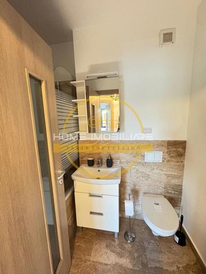 Apartament cu 3 camere decomandat, mobilat în Nicolina