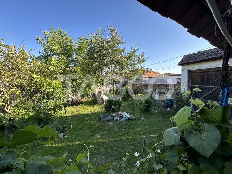 Casă individuală cu 2 camere cu Canalizare în Părău