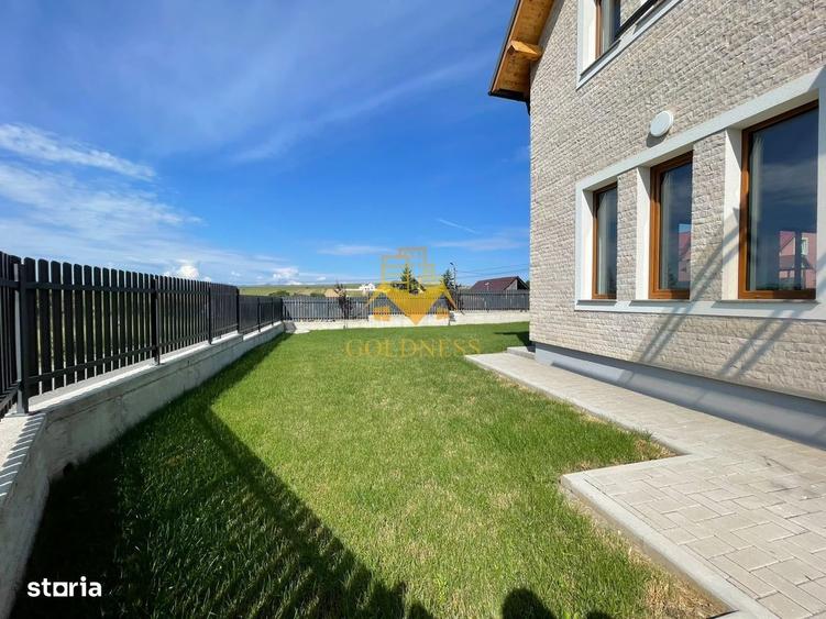 Casă cu 4 camere cu Teren 657 Mp în Sălicea