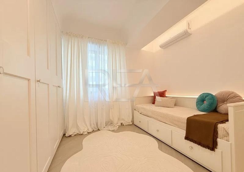 Apartament cu 3 camere decomandat, mobilat în Pipera