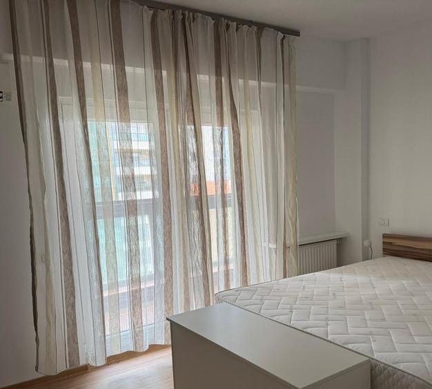 Apartament cu 3 camere în Calea Plevnei