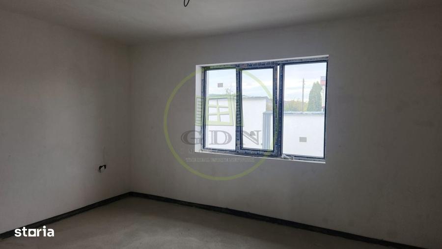 Casă cu 3 camere în Cristian