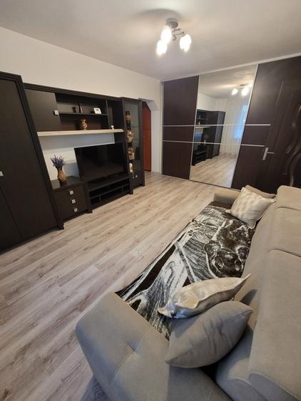 Ichiriez Apartament 2 cam. in cartierul 7 Noiembrie - 2