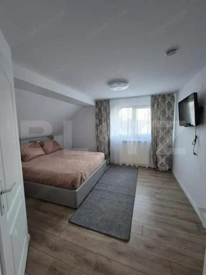 Casă cu 5 camere cu Teren 585 Mp în Central