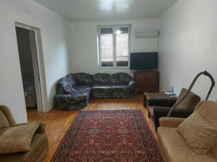 De inchiriat - Apartament spatios cu 3 camere, 100 mp, parter, str. Nicolae Iorga - 5