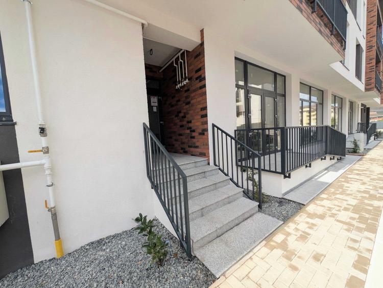 Apartament cu 2 camere decomandat în Florești