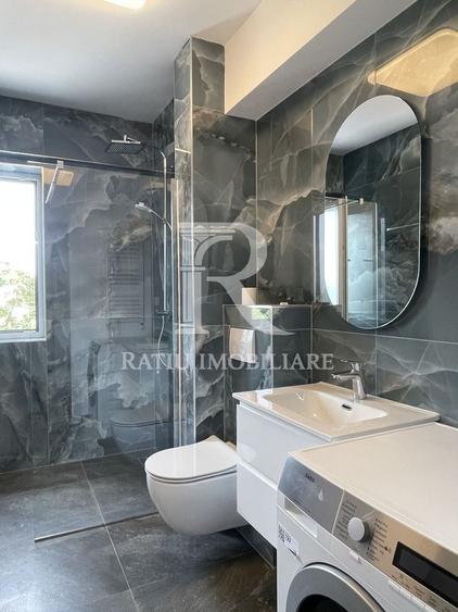 Apartament cu 2 camere semidecomandat, mobilat în Central