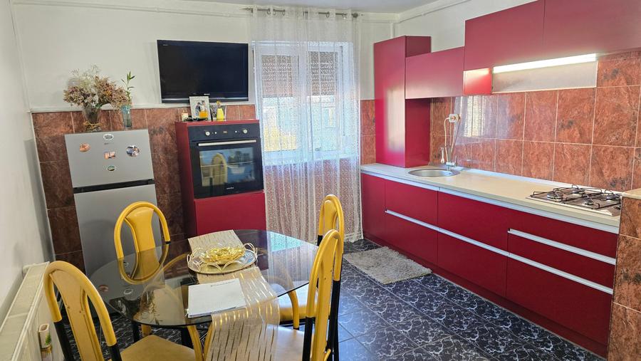 Apartament cu 2 camere decomandat în Bălcescu