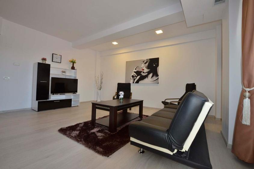 Apartament cu 2 camere decomandat în Armeneasca