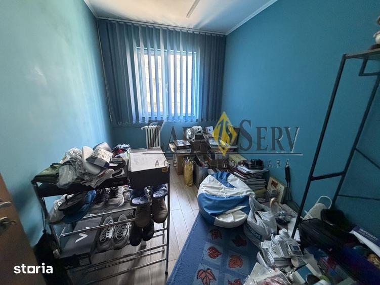 Apartament 3 camere de vanzare, Malu Ro?u Str. ?colii, Etaj 2 - 1