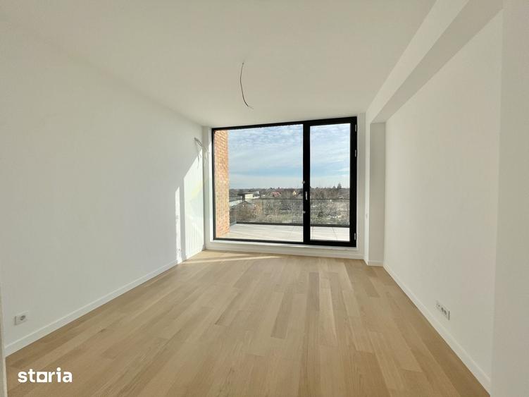 Apartament cu 3 camere decomandat în Tunari