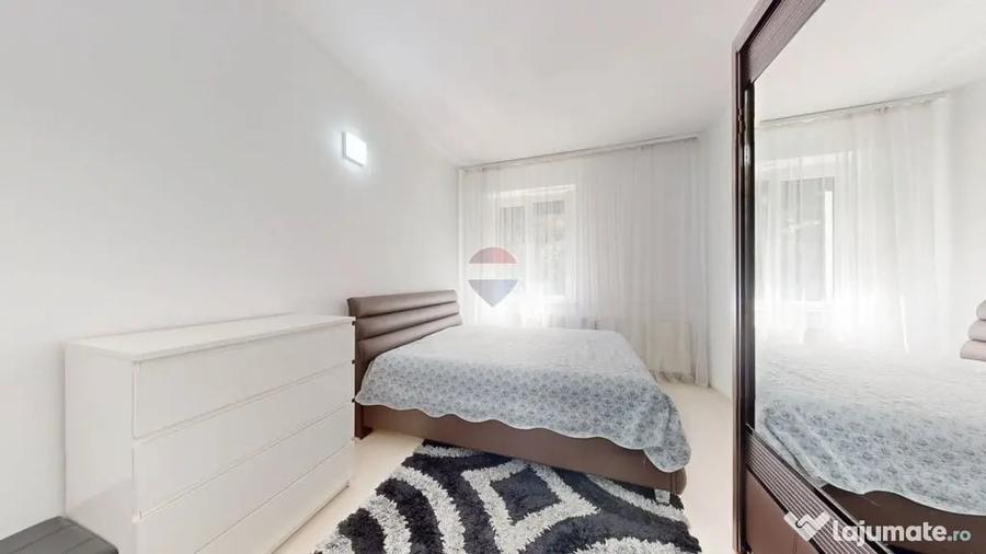 Apartament cu 3 camere decomandat în Centrul Civic