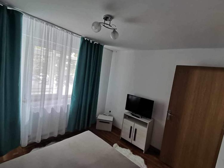 Apartament cu 2 camere decomandat în 9 Mai