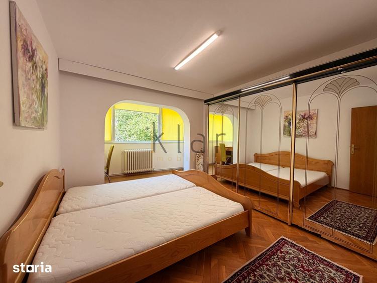 Apartament cu 3 camere decomandat în Zorilor