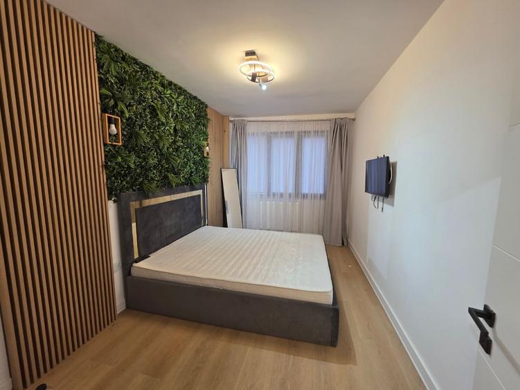 Apartament cu 2 camere decomandat în Tineretului