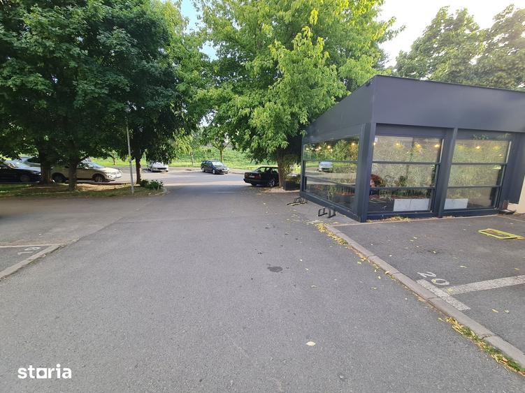 Apartament cu 4 camere în Micălaca