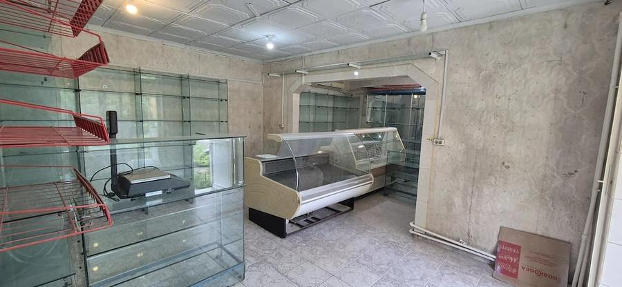 Spațiu comercial, de 38 mp, în Km 4