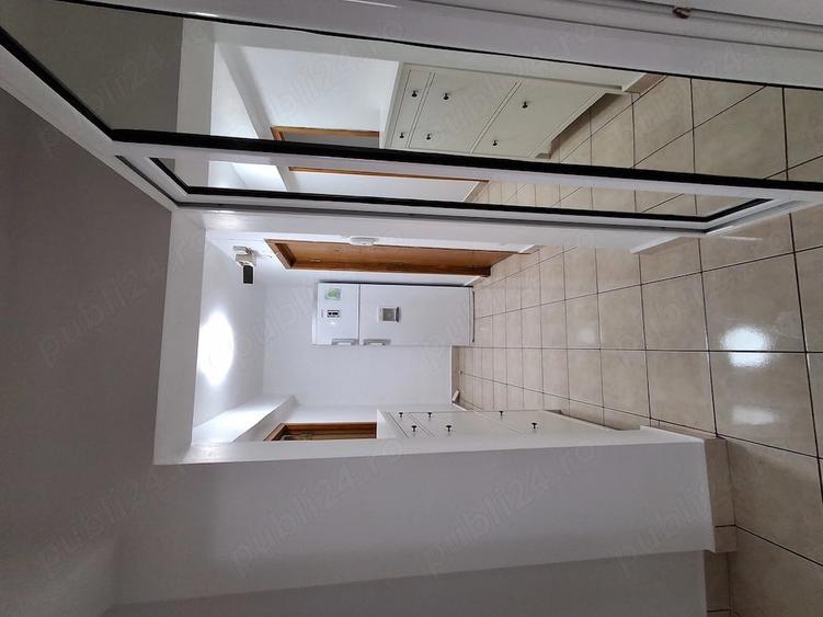 Garsonieră decomandată în Central