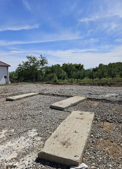 Spațiu comercial, de 1,280 mp, în Păulești