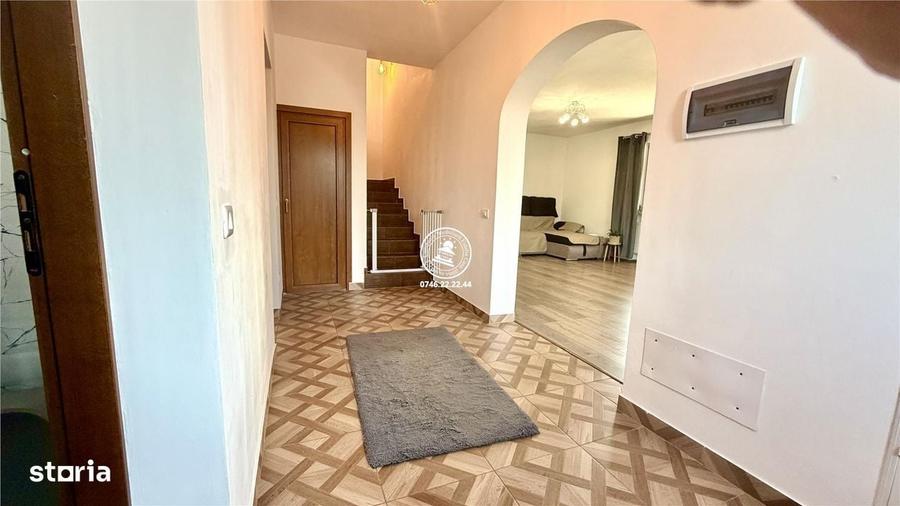 Casă cu 4 camere în Popricani