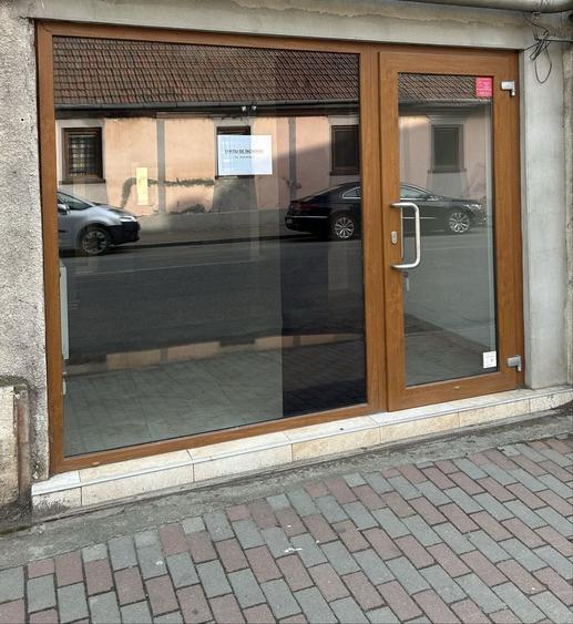Spațiu comercial, de 35 mp, în Central