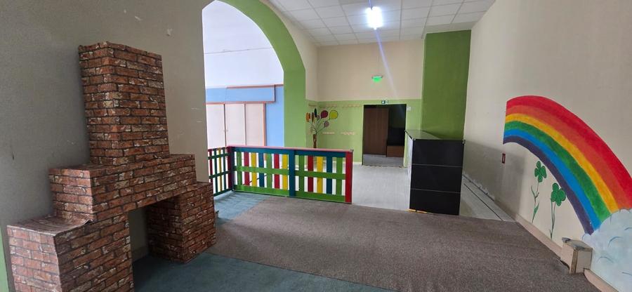 Spațiu comercial, în Ultracentral