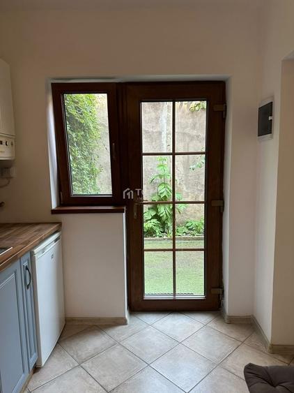 Apartament cu 2 camere semidecomandat în Centrul Istoric